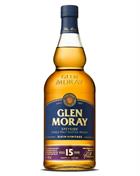 Glen Moray 15 år Single Speyside Malt indeholder 70 centiliter whisky med 40 procent alkohol
